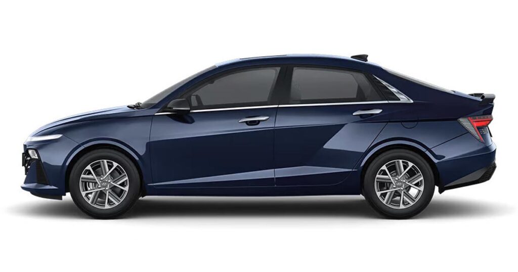 Blue verna Car